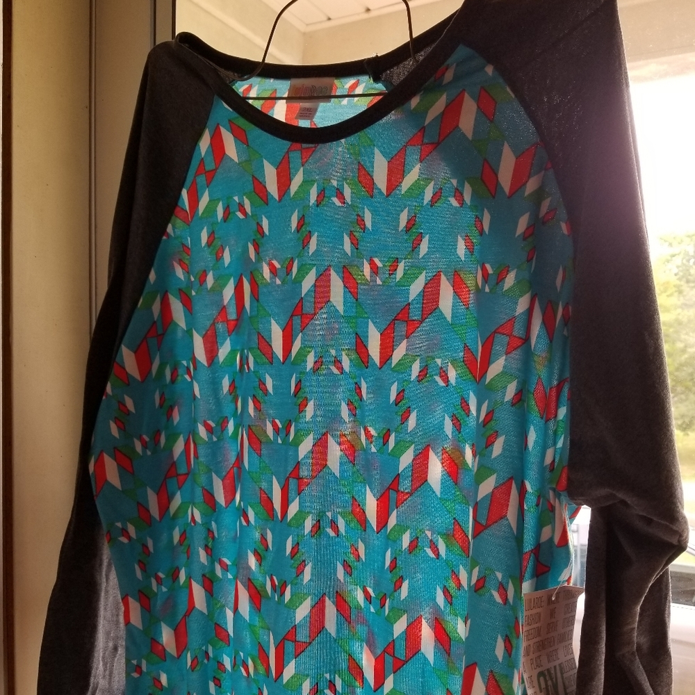 Lularoe Mulicolored Randy T shirt